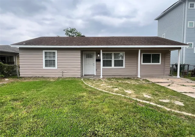 Photo 2 of Single family home for sale at 6708 Saint Augustine St, Houston, TX 77021 | MLS# 94815579 | Listing updated on 2026-08-11