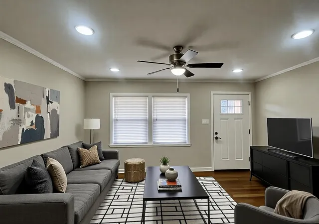 Photo 3 of Single family home for sale at 6708 Saint Augustine St, Houston, TX 77021 | MLS# 94815579 | Listing updated on 2026-08-11