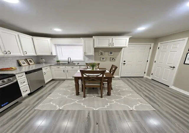 Photo 4 of Single family home for sale at 6708 Saint Augustine St, Houston, TX 77021 | MLS# 94815579 | Listing updated on 2026-08-11