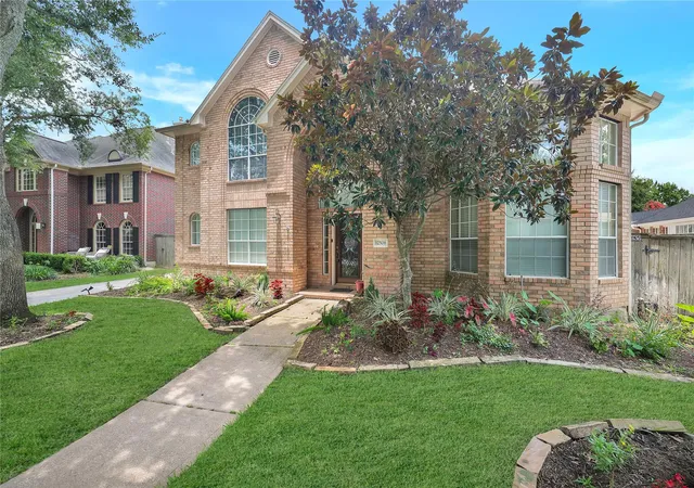 Photo 2 of Single family home for sale at 12506 Whispering Sands Ct, Houston, TX 77041 | MLS# 87172778 | Listing updated on 2026-08-19