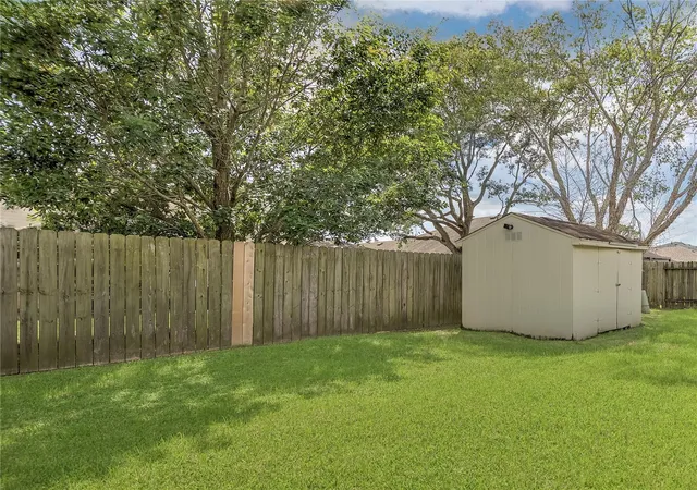Homes for sale in Baytown, TX | 5334 Cinnamon Lake Dr Dr, Baytown, TX 77521 | MLS# 65961057
