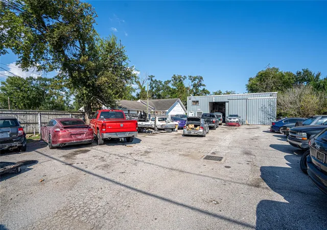 Photo 3 of Land for sale at 8928 Homestead Rd, Houston, TX 77016 | MLS# 73867060 | Listing updated on 2026-08-31
