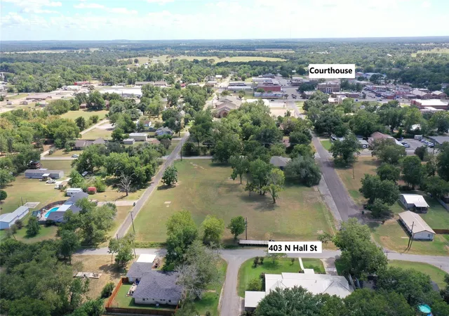 Homes for sale in Fairfield, TX | 403 N Hall St, Fairfield, TX 75840 | MLS# 49250222