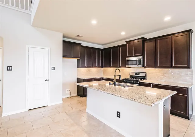 Photo 3 of Townhouse for sale at 1242 Willow Plains Ln #N, Rosenberg, TX 77471 | MLS# 73048942 | Listing updated on 2026-07-18