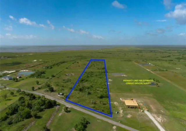 4th image of 0000 South Redfish Tract 2, Hitchcock, TX 77563 | MLS# 67404316