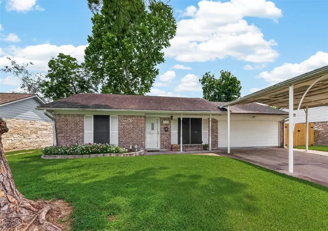 Photo 3 of Single family home for sale at 1242 Wardmont St, Houston, TX 77037 | MLS# 37967487 | Listing updated on 2026-07-26
