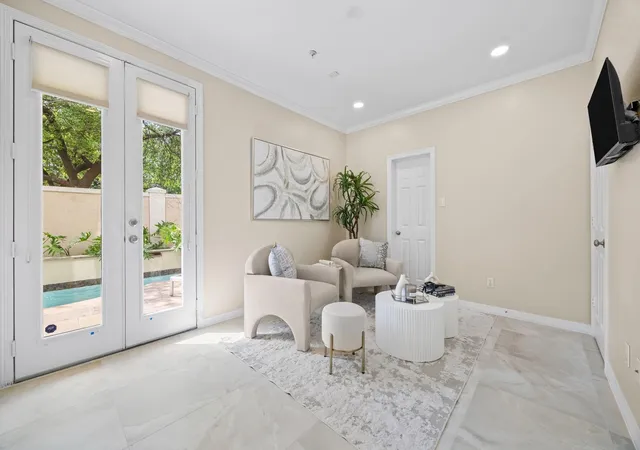 4th image of 2086 Brentwood Dr, Houston, TX 77019 | MLS# 51870066