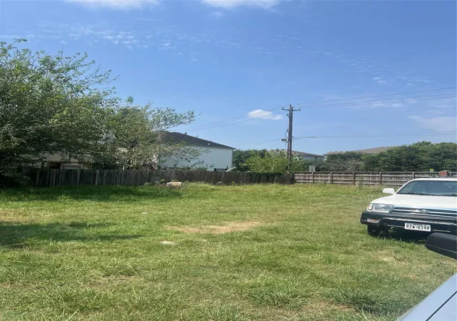 Photo 2 of Land for sale at 7050 Inwood Park Dr, Houston, TX 77088 | MLS# 97240047 | Listing updated on 2026-03-25