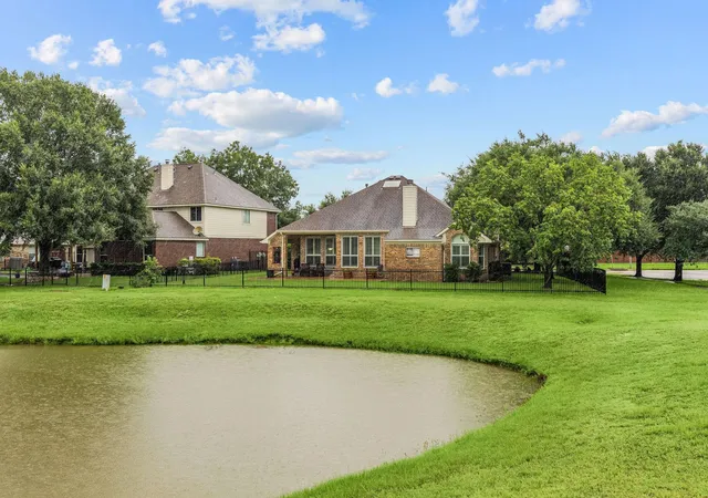 Photo 2 of Sale Pending at 11403 Stone Mallow Dr, Houston, TX 77095 | MLS# 38423009 | Listing updated on 2026-08-21
