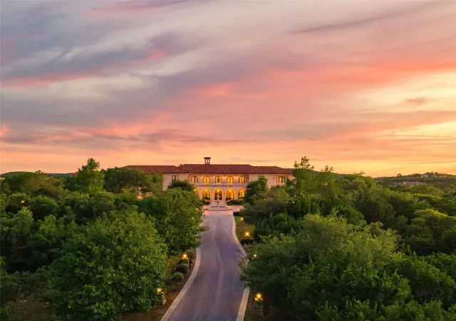 Photo 1 of Mansion for sale at 9 Rue, Boerne, TX 78006 | MLS# 71744499 | Listing updated on 2026-06-26