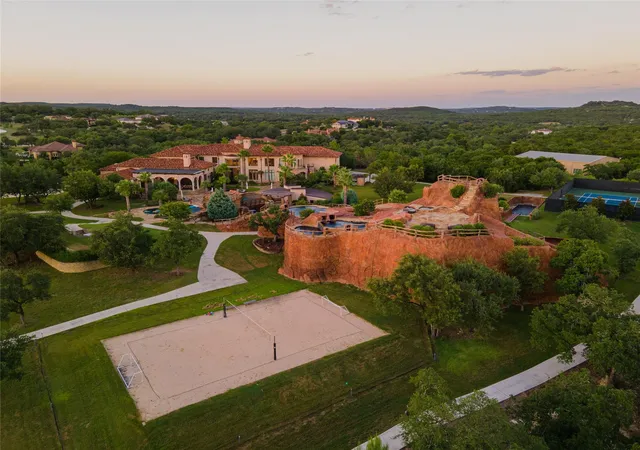 Photo 3 of Mansion for sale at 9 Rue, Boerne, TX 78006 | MLS# 71744499 | Listing updated on 2026-06-26