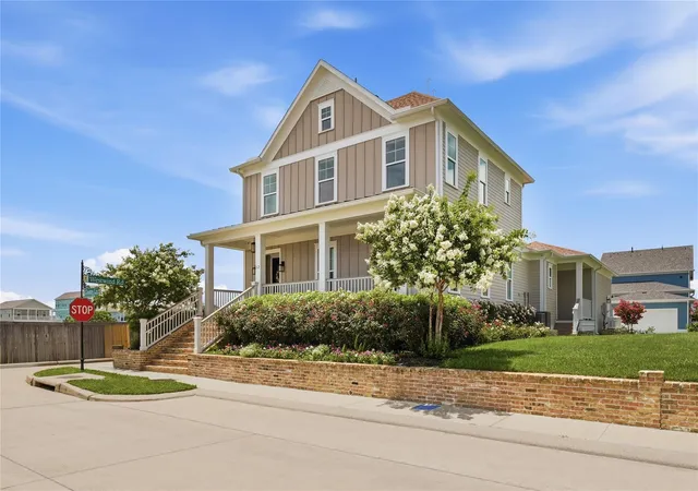 Photo 2 of Single family home for sale at 12 Gentry Ln, Galveston, TX 77554 | MLS# 90143702 | Listing updated on 2026-08-07
