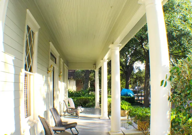 2nd image of 1401 Truxillo St, Houston, TX 77004 | MLS# 56967511