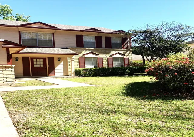 2nd image of 8406 Hot Springs Dr, Houston, TX 77095 | MLS# 7537970