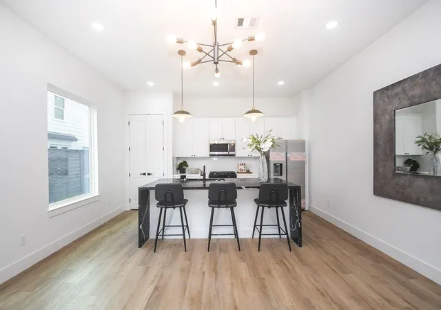 4th image of 6537 Sealey St, Houston, TX 77091 | MLS# 79675886