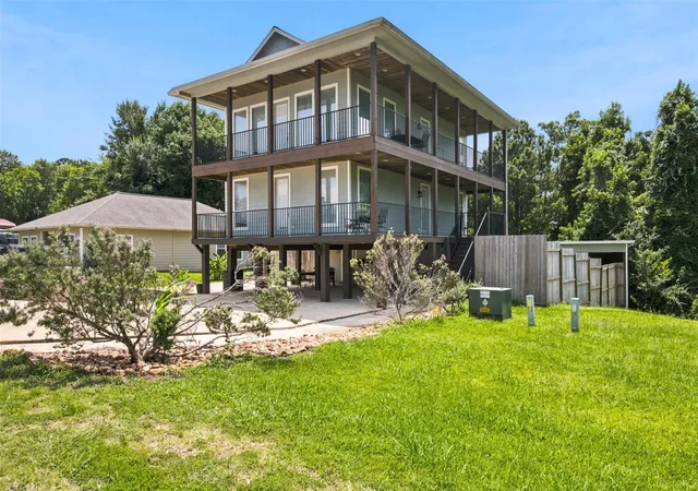 4th image of 201 W Coco Loop, Point Blank, TX 77364 | MLS# 72866704