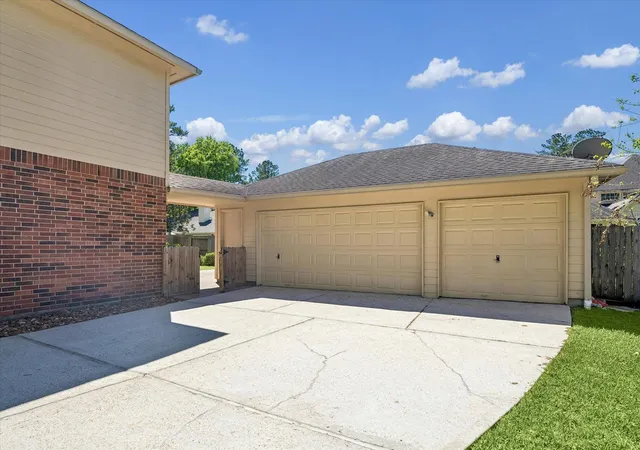 2nd image of 3007 Sycamore Tree Ct, Kingwood, TX 77345 | MLS# 35266517