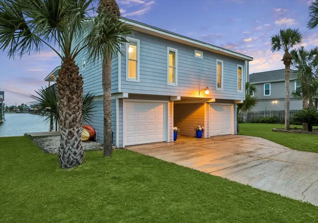 4th image of 4105 Nueces Dr, Galveston, TX 77554 | MLS# 15896097