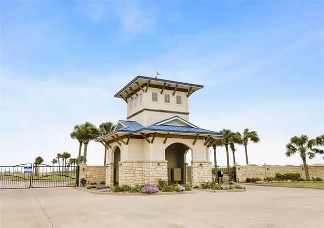 Homes for sale in Palacios, TX | 3013 Palacios Bay Dr, Palacios, TX 77465 | MLS# 13881901