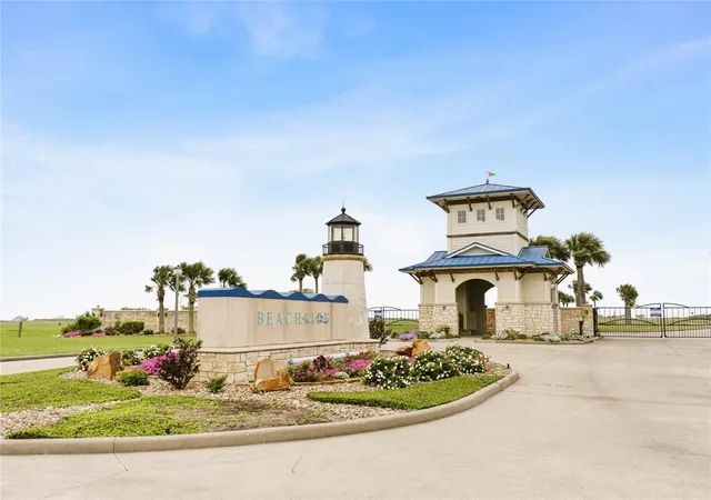 Homes for sale in Palacios, TX | 3013 Palacios Bay Dr, Palacios, TX 77465 | MLS# 13881901