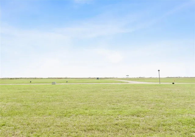 Homes for sale in Palacios, TX | 3013 Palacios Bay Dr, Palacios, TX 77465 | MLS# 13881901