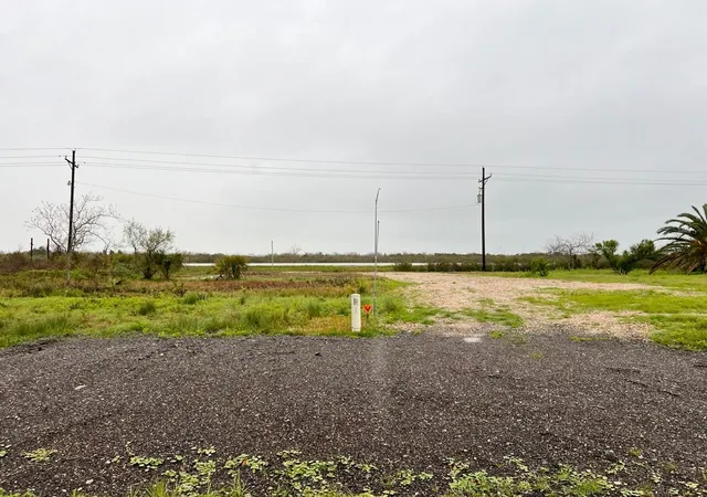 1st image of 1112 Hwy 87, Port Bolivar, TX 77650 | MLS# 55577691