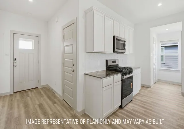Photo 2 of Single family home for sale at 970 Elliott Dr, Nome, TX 77629 | MLS# 2193370 | Listing updated on 2026-09-16