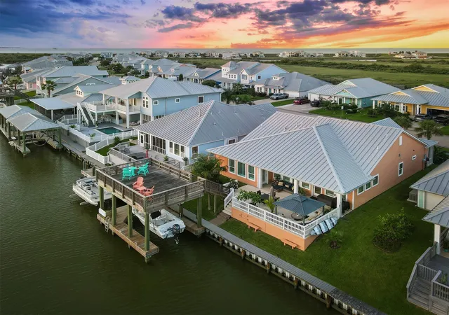 1st image of 5310 Brigantine Cay Ct, Texas City, TX 77590 | MLS# 39018195