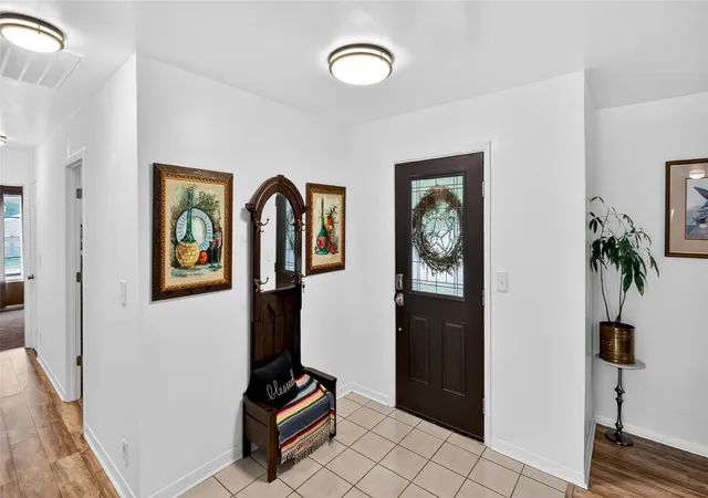 Homes for sale in Franklin, TX | 405 N Main St, Franklin, TX 77856 | MLS# 96719150