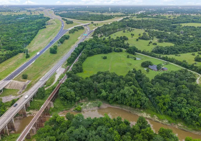 14th image of 7880 Chockataw Ln, Navasota, TX 77868 | MLS# 79222893