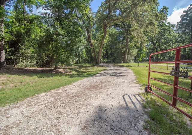 Homes for sale in Elkhart, TX | 14285 S State Hwy 19, Elkhart, TX 75839 | MLS# 98317926