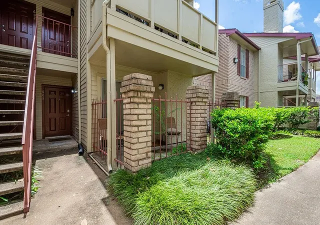 1st image of 2120 El Paseo St #603, Houston, TX 77054 | MLS# 31191353