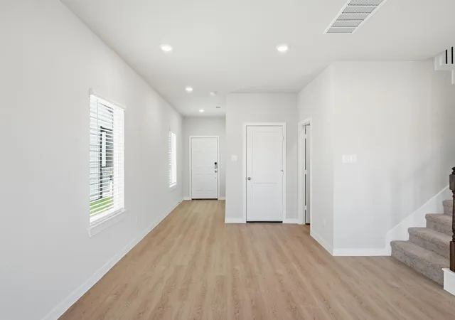 2nd image of 3312 Vine Terrace Tr, Houston, TX 77047 | MLS# 97666254