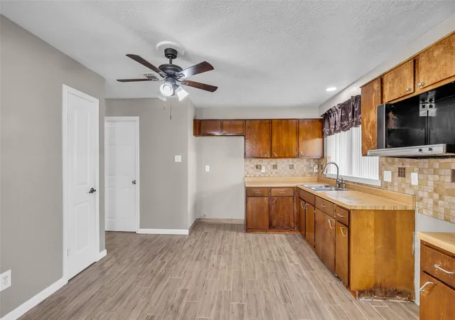 Photo 4 of Single family home for sale at 6522 Redding Springs Ln, Houston, TX 77086 | MLS# 39509851 | Listing updated on 2026-09-05