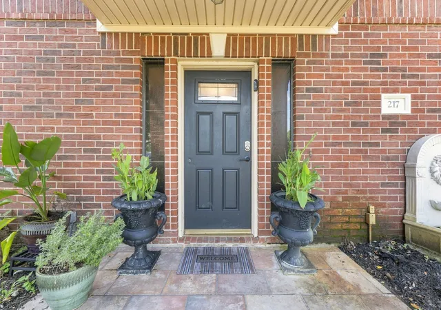 4th image of 217 Baywood St, La Porte, TX 77571 | MLS# 26349372