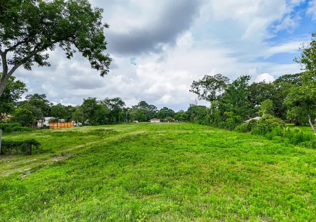 10th image of 3431 Mckinney Rd, Baytown, TX 77521 | MLS# 3155169