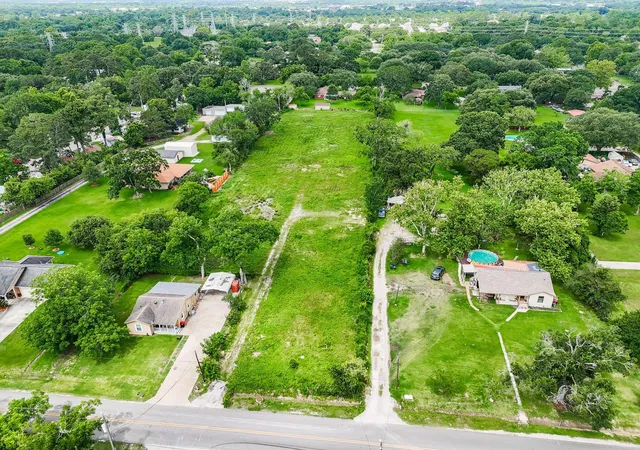 1st image of 3431 Mckinney Rd, Baytown, TX 77521 | MLS# 3155169