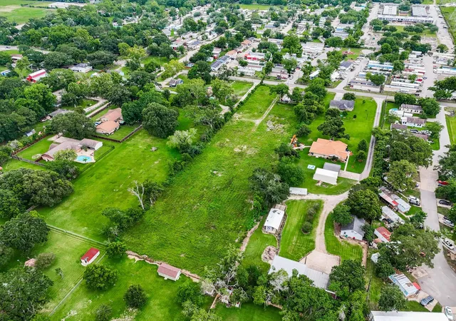 4th image of 3431 Mckinney Rd, Baytown, TX 77521 | MLS# 3155169