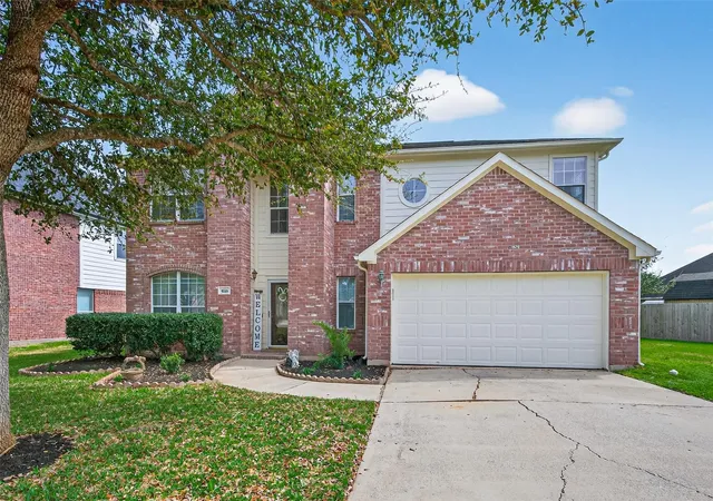 Photo 3 of Single family home for sale at 5118 Cove Crk, Baytown, TX 77523 | MLS# 74563074 | Listing updated on 2026-09-14