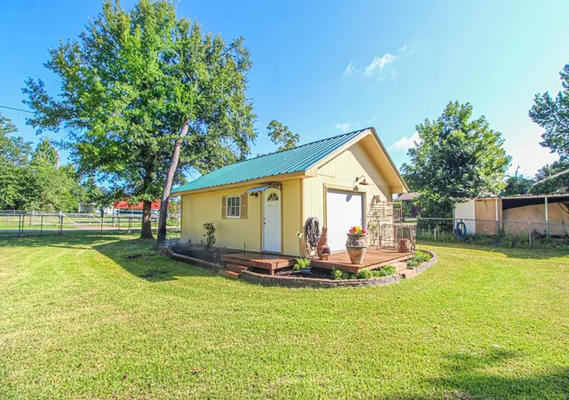 Photo 3 of Single family home for sale at 117 Glade, Onalaska, TX 77360 | MLS# 96811073 | Listing updated on 2026-07-15