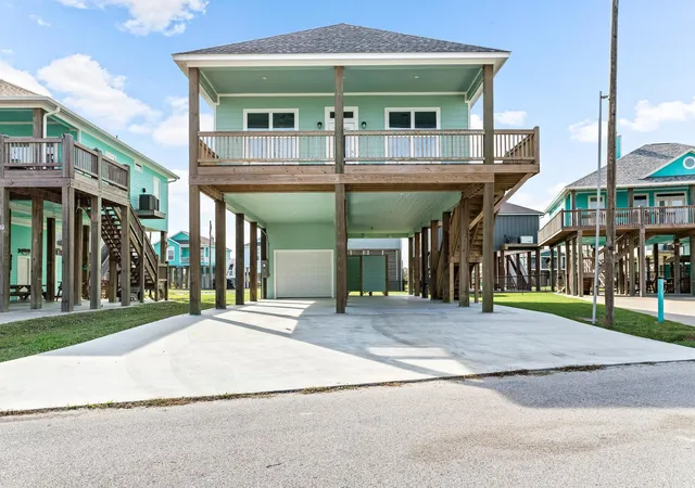 2nd image of 971 Tidelands, Port Bolivar, TX 77650 | MLS# 64882027