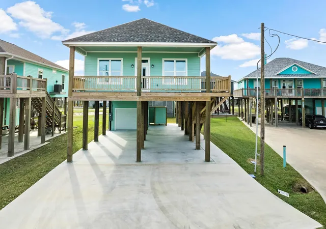Photo 4 of Single family home for sale at 971 Tidelands, Port Bolivar, TX 77650 | MLS# 64882027 | Listing updated on 2026-08-31