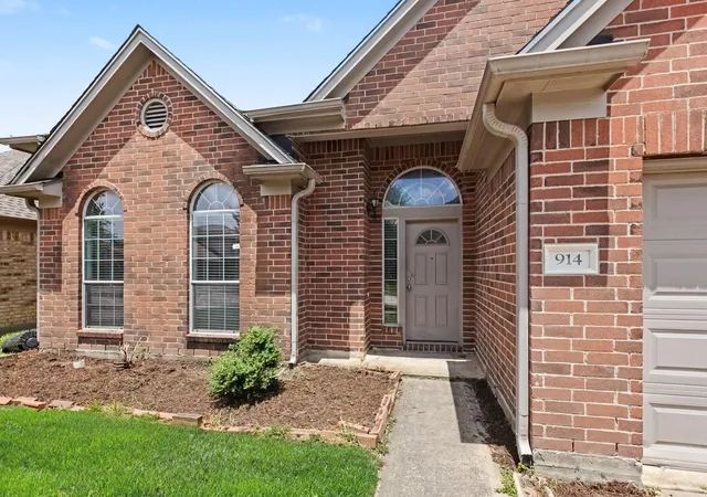 4th image of 914 Brady Bend Dr, Spring, TX 77373 | MLS# 31107972