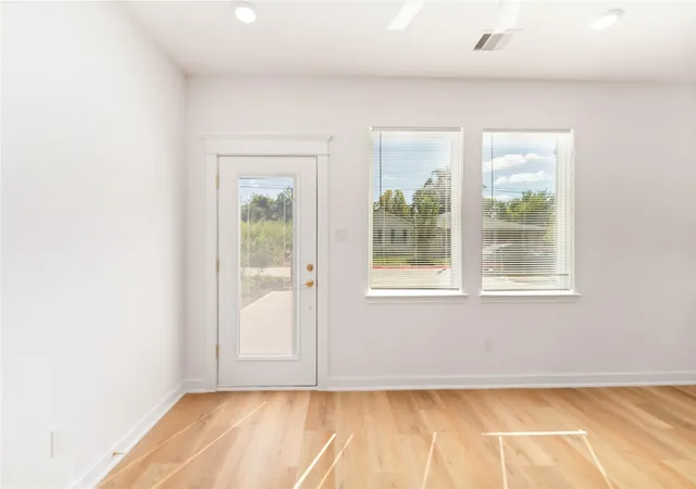 Photo 3 of Sale Pending at 7809 Queen St #A/B, Houston, TX 77028 | MLS# 80173148 | Listing updated on 2026-09-15