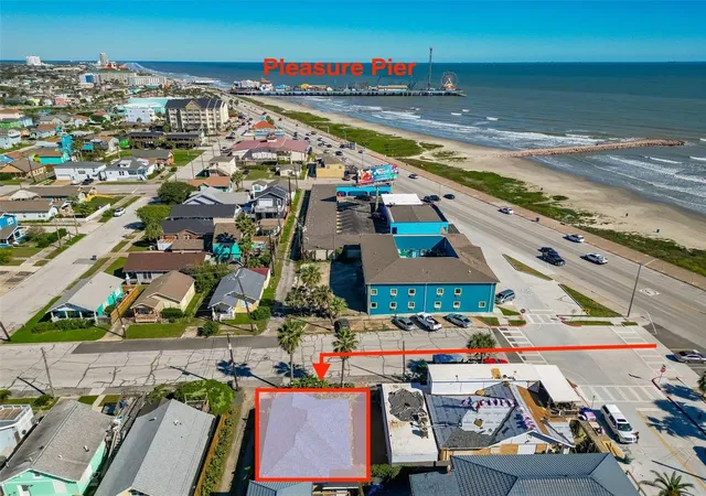 Photo 1 of Single family home for sale at 2415 31st Street, Galveston, TX 77550 | MLS# 52381165 | Listing updated on 2025-09-20