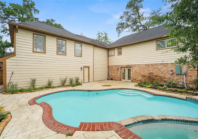 Photo 3 of Single family home for sale at 15027 Walters Rd, Houston, TX 77068 | MLS# 32967912 | Listing updated on 2026-09-21