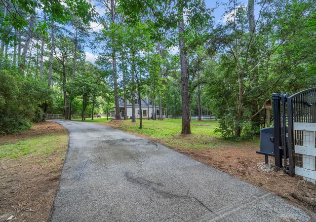 Photo 2 of Single family home for sale at 19610 Timber Ridge Dr, Magnolia, TX 77355 | MLS# 30483622 | Listing updated on 2026-09-12