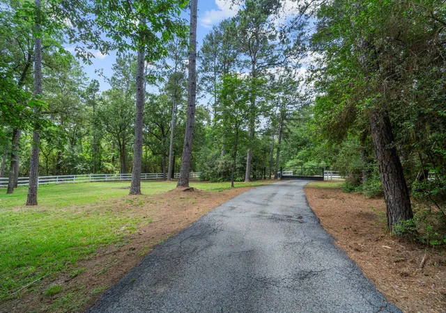 Photo 3 of Single family home for sale at 19610 Timber Ridge Dr, Magnolia, TX 77355 | MLS# 30483622 | Listing updated on 2026-09-12