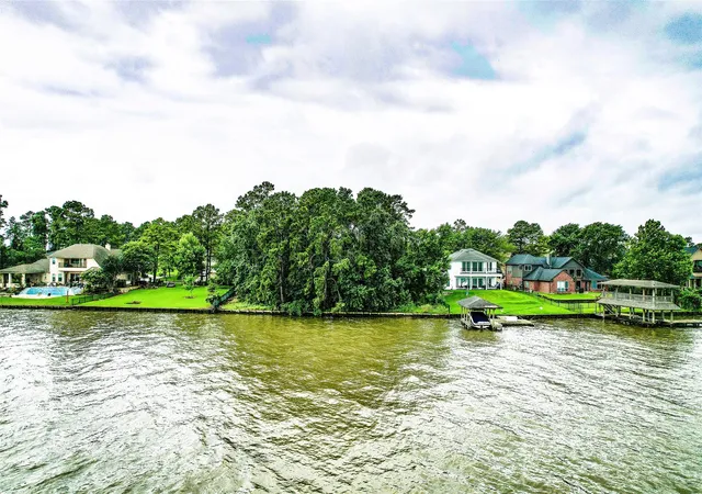 Photo 3 of Land for sale at 19403 Aquatic Dr, Humble, TX 77346 | MLS# 22882416 | Listing updated on 2026-06-17