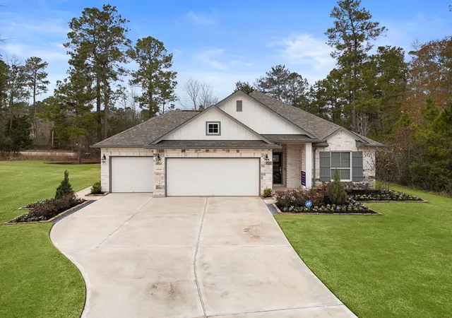 Photo 2 of Single family home for sale at 18309 Alana Nell Ct, Willis, TX 77378 | MLS# 42739416 | Listing updated on 2026-09-15
